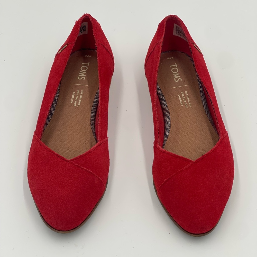 TOMS Womens Red Julie Almond Toe Slip On Flats size W6
